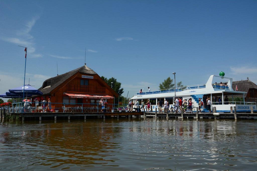 Gaestehaus - Doris - Wenzl Mörbisch am See Esterno foto